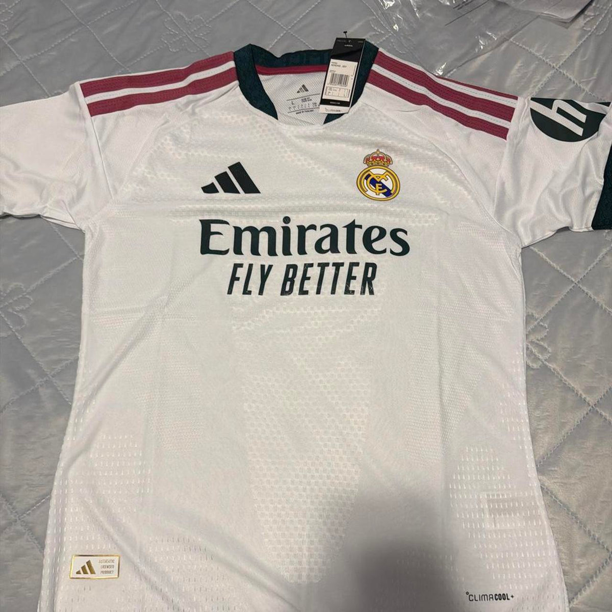 tshirt real madrid 2027